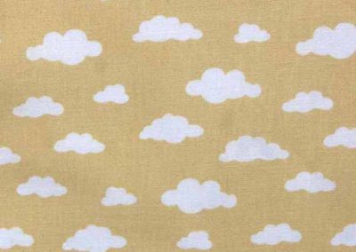 cape de bain jaune motif nuages blancs référence 14