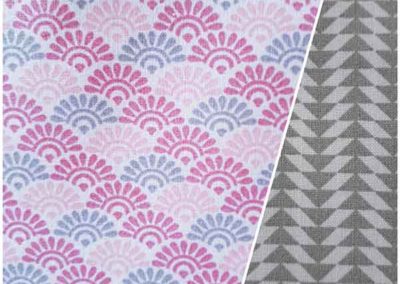 rose et gris écailles et gris triangles référence 01