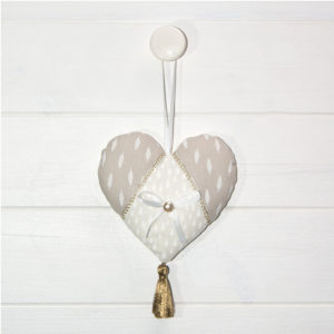 Les Jolies Zabeilles- petit coeur- decoration fait main