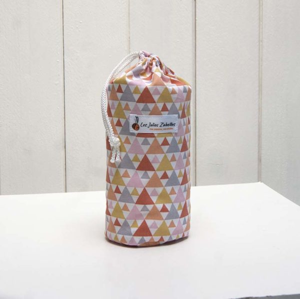 pochon et ses 20 disques à démaquiller lavables triangles orange, gris, jaune