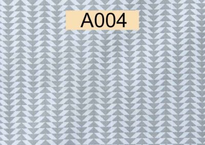 tissu coton blanc triangles gris öeko tex référence A004