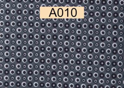 tissu coton gris fleurs blanches et grises référence A010