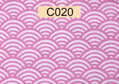 tissu coton blanc écailles roses référence C020