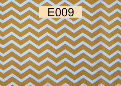 tissu coton chevrons blancs et moutarde référence E009