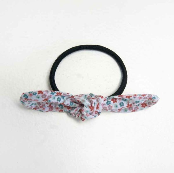 nœud élastique cheveux fleuri rose avec élastique